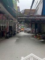 đầu tư hời tắp lự, đất vàng yên viên - ô tô vào nhà - sát đường lớn - gần chợ - giá chỉ 4.x tỷ