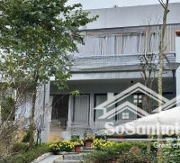 phú mãn - quốc oai. cách bigc 38km bác nào đủ tài chính thì lấy khuôn viên này rất rất đẹp. chị ch