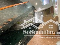 chính chủ bán biệt thự mini đầy đủ công năng trung tâm q.phú nhuận,dt: 7,5x13,5m, 5 tầng,giá 20 tỷ.