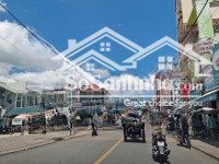 cần bán gấp 125m(5x25m)- giá 2ty750, ngay trung tâm lái thiêu, gần chợ, đường nhựa 10m, dân đông.