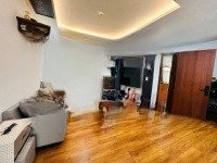 cần bán gấp căn hộ 81m - 3pn - full nội thất - giá chỉ 2 tỷ 700tr - ngay trung tâm tp vinh.