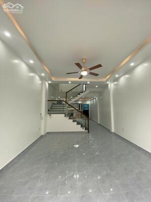 Bán Nhà 3.5 Tầng xây độc lập Trang Quan An Đồng An Dương Hải Phòng, oto vào nhà, giá 3.85 tỷ. tặng đồ