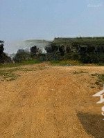 2618m có 200m tc lô góc 3 mặt tiền giá 1 mặt bám chục chính dải nhựa áp phan 2 mặt bám đường beton