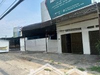 bán gấp nhà mặt tiền đường trần quang khải (ql22) ngay trung tâm khu vip