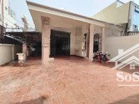 cho thuê nhà riêng, căn góc cực rộng 300m2, mặt tiền đường tải lớn. ngay cạnh phạm văn đồng.