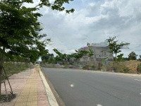 cần bán lô đất cách sân bay quốc tế long thành chỉ 25p đi xe giá 2 tỷ 500 diện tích 138m2 shr