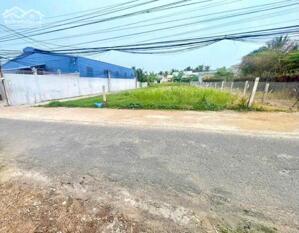 CẦN TIỀN BÁN NHANH 10x35= 350M2 ĐẤT THỔ CƯ SHR NGAY CHỢ, TRƯỜNG HỌC, DÂN ĐÔNG. GIÁ 190TR