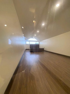 bán nhà biệt thự gadenhome, đường số 3,phường hiệp bình phước .dt:379m2,trệt, lầu, 1 áp mái
