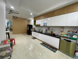 bán nhà 4,5 tầng mới keng đường hoàng dư khương, khuê trung, cẩm lệ. gọi tuyết