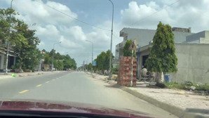 bán gấp lô 95m2 ngay trị trấn trảng bom, đường lê duẫn, đối diện bệnh viện quốc tế. bán gấp 1ty720