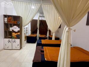 Sang nhượng SPA mặt tiền Chu Văn An giá 350tr Xương Huân Nha Trang 0985451850