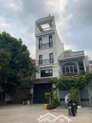 bán nhà ngô gia tự - quận 10 - dt: 8x20m - 5 tầng nhà mới - hdt: 145tr/tháng - giá: 30 tỷ