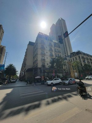 tòa shophouse luxury - viên ngọc lô góc giữa trái tim hà đông, dt 1.632m, mt 21m, 8 tầng
