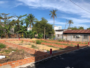 hàng hot 4 lô tăng nhơn phú a, giá 4,2 tỷ/ 72,3m2. lh 0904544447