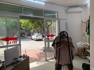 cho thuê cửa hàng tại nguyễn viết xuân, 3,5 triệu, 16 m2, giá tốt uy tín