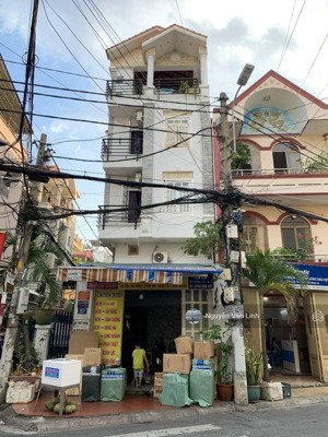 hàng hiếm! căn góc 2 mặt tiền nguyễn bặc - ngay cổng chợ pvh, 3.5mx15m, 4 lầu, giảm còn 11.5 tỷ
