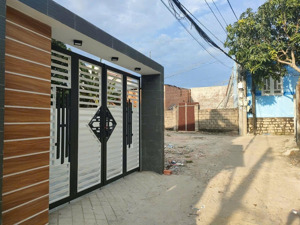 nhà mới hoàn thiện tại long hải sát biển, giá tốt