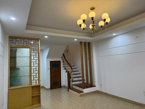 cho thuê nhà nguyên căn tại võ chí công, tây hồ, hà nội