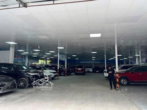 cho thuê mặt bằng kinh doanh ô tô 100m - 200m2 trần hữu dực. liên hệ: mr thuỷ 0969081234
