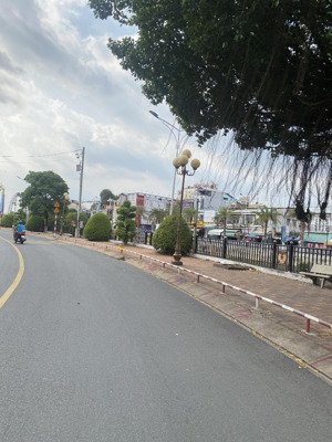 lô đất ngay trung lái thiêu ,125m(5x25) , cách chợ và trung tâm hành chính thuận an 500m