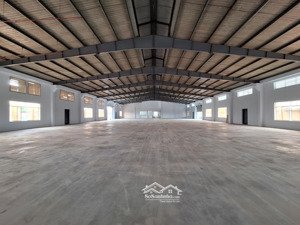 cho thuê kho/xưởng quận 11 (mới đẹp, xe container đậu trước cửa). lh: 0919.418.088