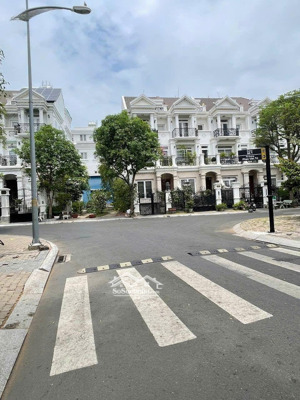 cần cho thuê nhà mt đường số 6 khu cityland p. 7 q. gò vấp rẻ nhất khu vực