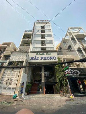 hot- tòa nhà mặt tiền nguyễn đình chính- 8mx23m- hầm 9 tầng, thang máy, pccc- phường 15, phú nhuận