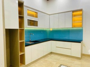 bán gấp nhà hẻm 179 pham ngọc thạch - gia lai
