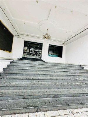 bán toà nhà kinh doanh các ngành dịch vụ giải trí - trung mỹ tây - quận 12 - 500m2 - 7x tỷ