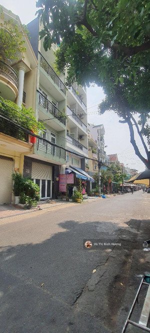 tòa nhà chdv phạm huy thông, gần cityland, 105m2 x 6 tầng, 1 hầm, ngang 7m, có 800 triệu/ năm.