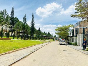 rẻ nhất gofl valley lúc này chủ cần tiền bán biệt thự mới tin bằng giá đất đà lạt