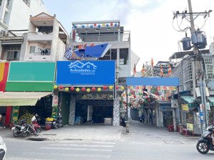 góc thoáng 6m x 20m đường cmt8 đoạn gần hòa hưng.