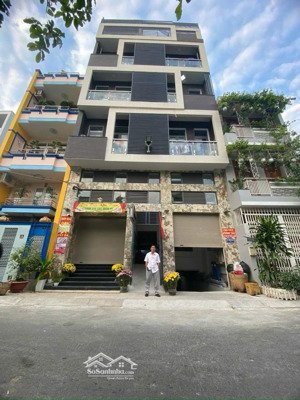 bán tòa nhà góc 2 mt đường thương hiệu quận 3 dt 12.5x16m - hđt: 220 triệu/tháng 5 lầu - giá: 45 tỷ
