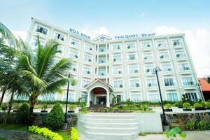 chính chủ bán resort hoà bình phú quốc đường trần hưng đạo đắc địa nhất phú quốc. lh: 0934891569
