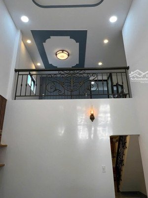 bán nhà mới 1 trệt 1 lửng vĩnh ngọc, nha trang giá chỉ 2 tỷ 4