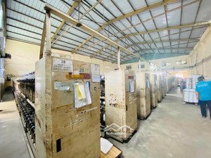 chính chủ cho thuê xưỡng mt lê văn khương.dt 1500m