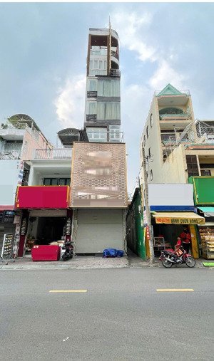 mặt tiền tô hiến thành - nhà mới có thang máy