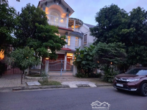 bán biệt thự an viên kề góc khu vip gần biển nha trang vị trí đẹp diện tích lớn thiết kế chuẩn