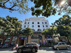 cho thuê căn hộ chung cư cao cấp 2pn, 85m2, giá tốt tại quang trung, hoàn kiếm, hà nội