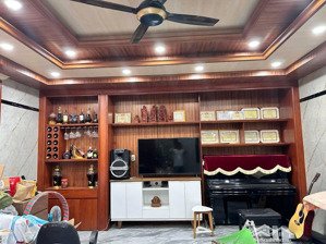 nhà biệt thự kết hợp nhà xưởng , đường mặt tiền xe tải chạy vivu - ngang 17m - 650m thổ cư