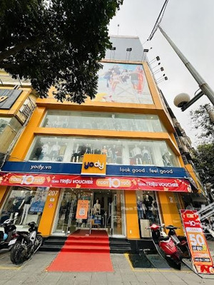 cho thuê nhà mặt phố bùi thị xuân - vị trí siêu đẹp, mặt tiền 8m - 80m x6 tầng - giá 90 triệu/tháng
