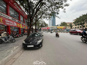 siêu hót căn hộ dịch vụ dòng tiền doanh thu 80 tr/tháng - trần duy hưng - trung tâm cầu giấy - 63m