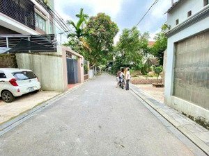 chính chủ bán 74,7m2 đất tổ 19, tt đông anh khu nhà phố đường ô tô tránh vị trí siêu đẹp