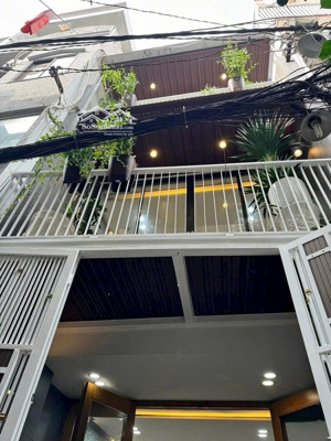 bán nhà phan xích long, 32m2. shr. cách mt 50m, gần chợ, bv hoàn mỹ. giá tl