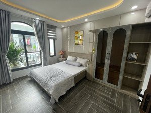 chính chủ cần tìm người ở chung - thuê phòng trong nhà mới xây 4pn - 3 lầu - gò vấp