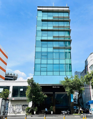 tòa nhà mặt tiền đường cách mạng tháng 8, dt: 9x25m hầm 7 lầu cho thuê