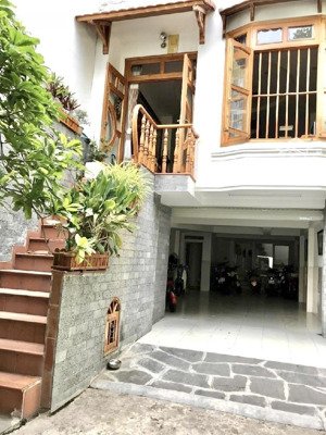 nhà 5 tầng, 60m2, xe hơi ngủ trong nhà, lê lai, p3, gò vấp, nhỉnh 9ty
