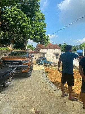hơn 1 tỷ lô đất tiên phương, giáp thị trấn chúc sơn - diện tích: 45 m
- đường trước đất 3m