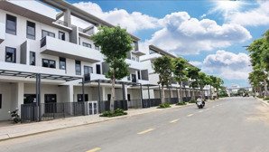 cần ra gấp căn nhà phố the pearl với giá 2,8 tỷ, nhà gồm 1 trệt 2 lầu + sân thượng. dtsd 181m2