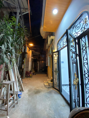 bán nhà đẹp ngõ hoà bình, lõi q.đống đa, 28m, ngõ 3 gác,full nội thất, giá chỉ 6,28tỷ